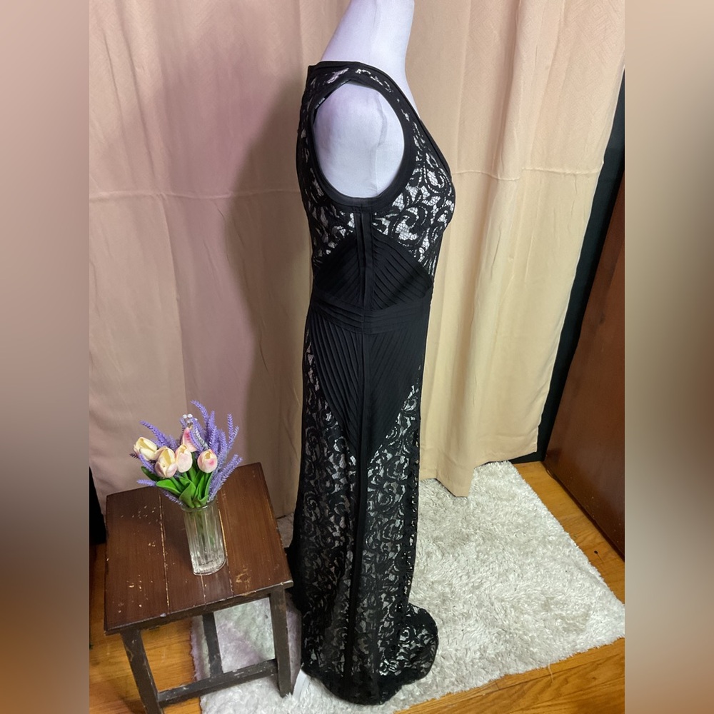 Tadashi Shoji Sleeveless Gown - Picture 9 of 15